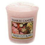 Yankee Candle Fresh Cut Roses mirisna svijeća 49 g