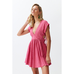 Trendyol Fuchsia Mini Woven Cut Out/Window Linen Blend Beach Dress roze